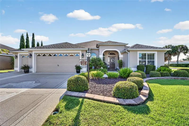 1645 Hollow Branch Way, FL