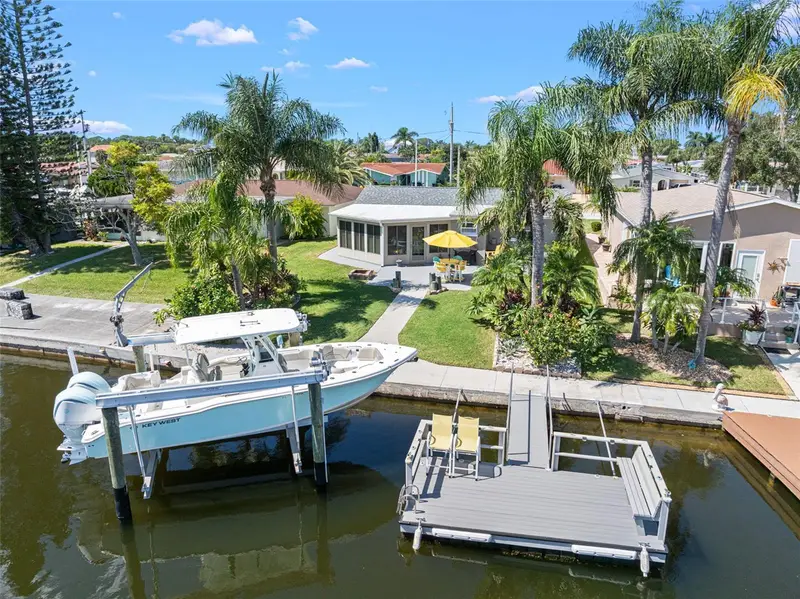 4916 Pompano Dr, FL