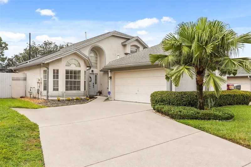 11612 Peach Grove Ln, FL