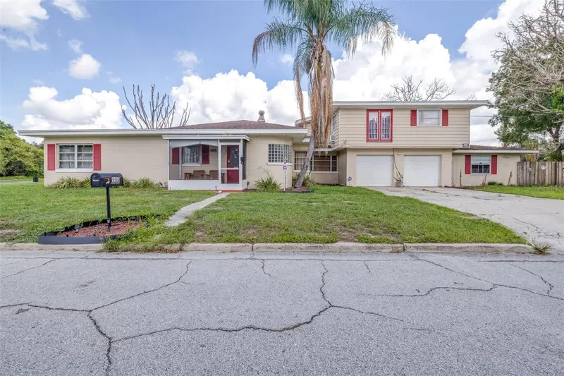 900 Lake Martha Dr Ne, FL