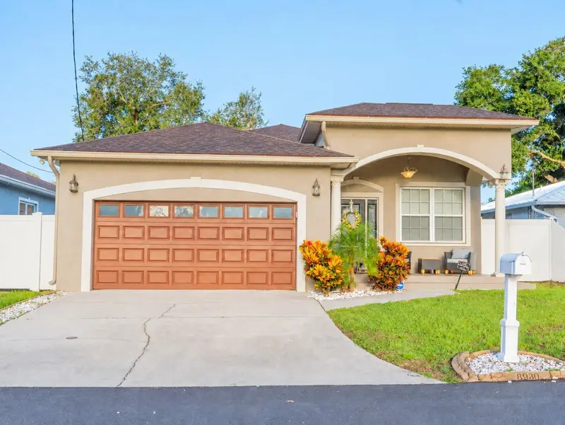 8930 N Newport Ave, FL
