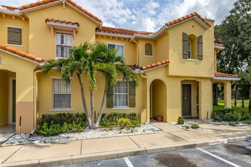 5315 Paradise Cay Cir, FL