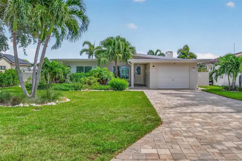 53 Dolphin Dr, FL