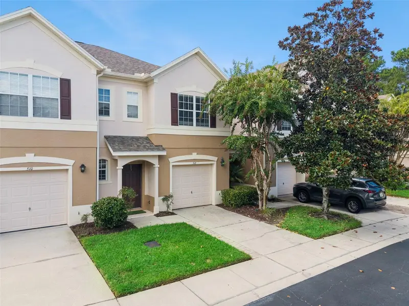 512 Pinebranch Cir, FL