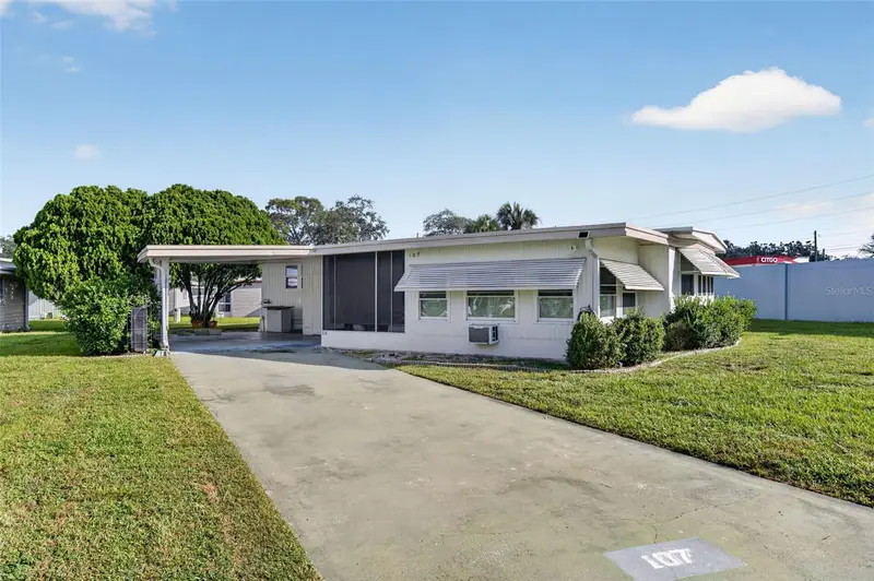 107 Diamond Head Dr, FL