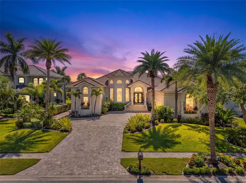 6320 Pasadena Point Blvd, FL