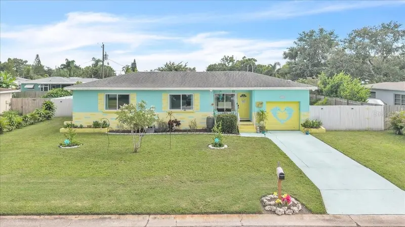 1101 Lemonwood Ave, FL
