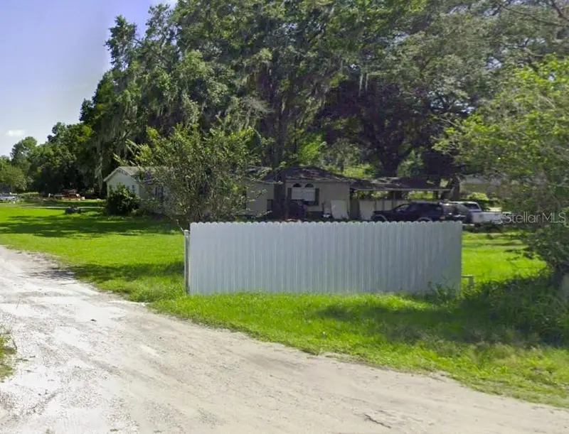 401 Sparkman Rd, FL