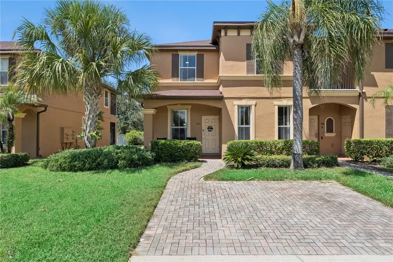 570 Calabria Ave, FL