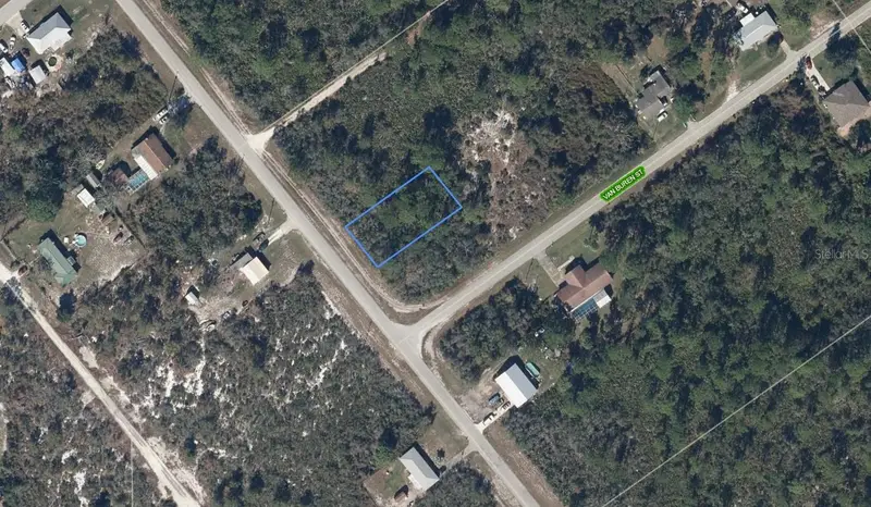 423 Nichele Blvd, FL