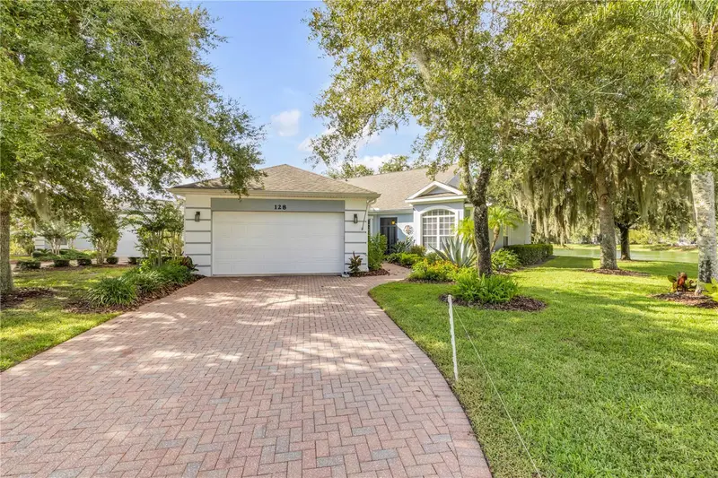 128 Bauer Cir, FL