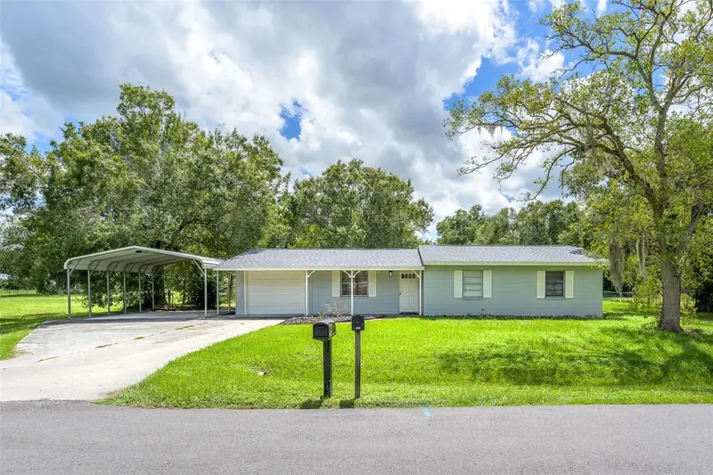 1737 Se Maple Dr, FL