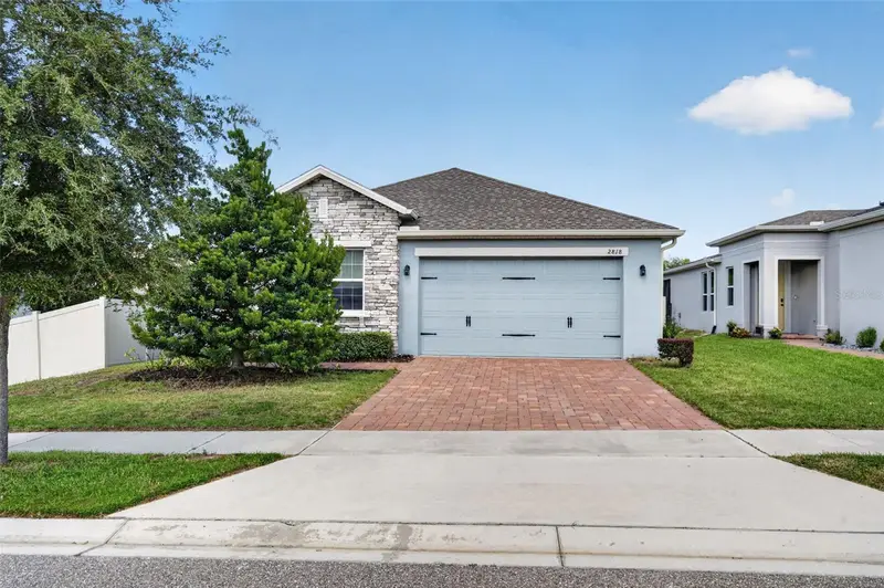 2818 Bigleaf Maple Dr, FL