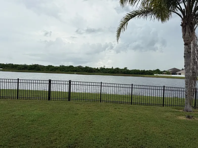 903 Parker Den Dr, FL