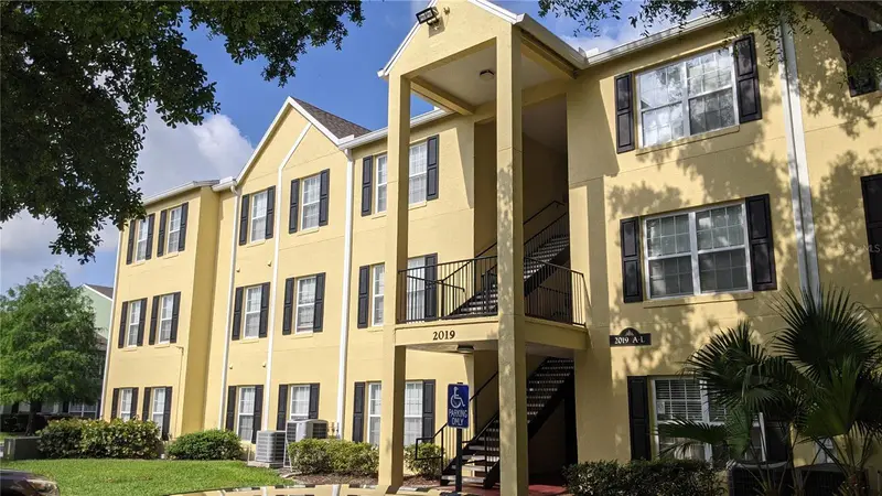 2019 Dixie Belle Dr #F, FL