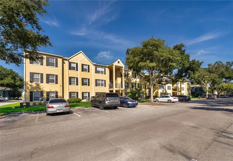 2019 Dixie Belle Dr #F, FL