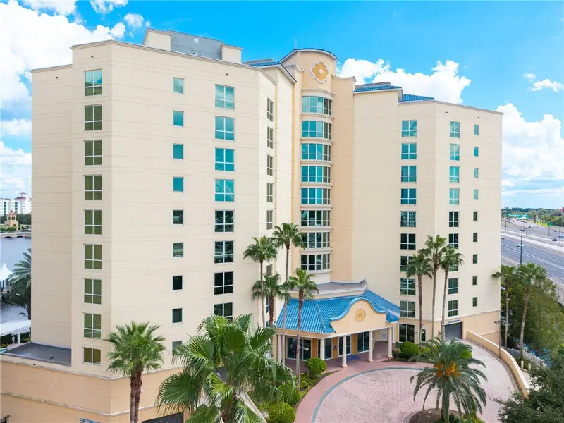 375 Emerson Plaza #412, FL