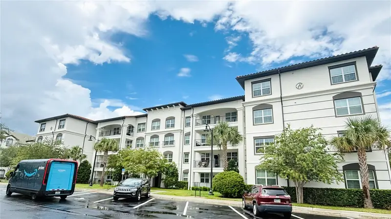 4012 Breakview Dr #B401, FL