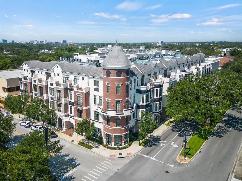100 S Virginia Ave #201, FL