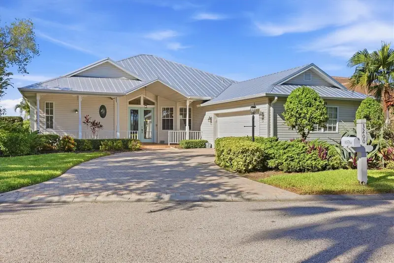 3200 Bay Ridge Way, FL