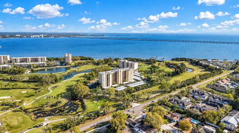 2620 Cove Cay Dr #306, FL