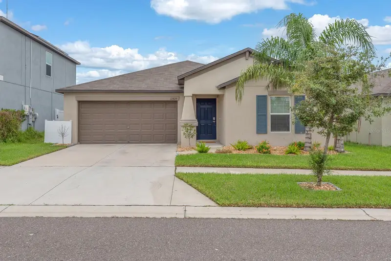 12820 Weston Oaks Ln, FL