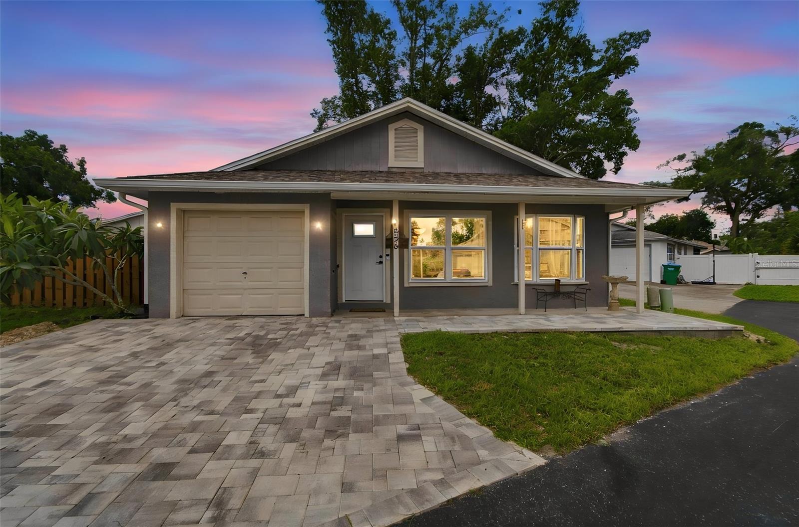 2656 Finch Ct, FL