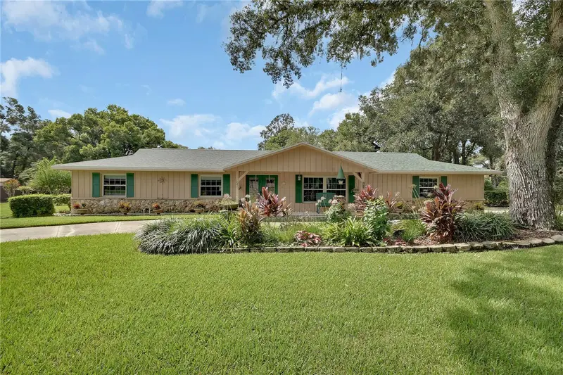 1027 Valley Forge Rd, FL