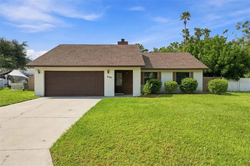 2328 Spring Oaks Cir, FL