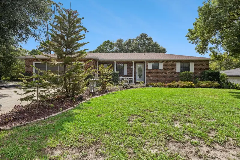 1657 N Normandy Blvd, FL