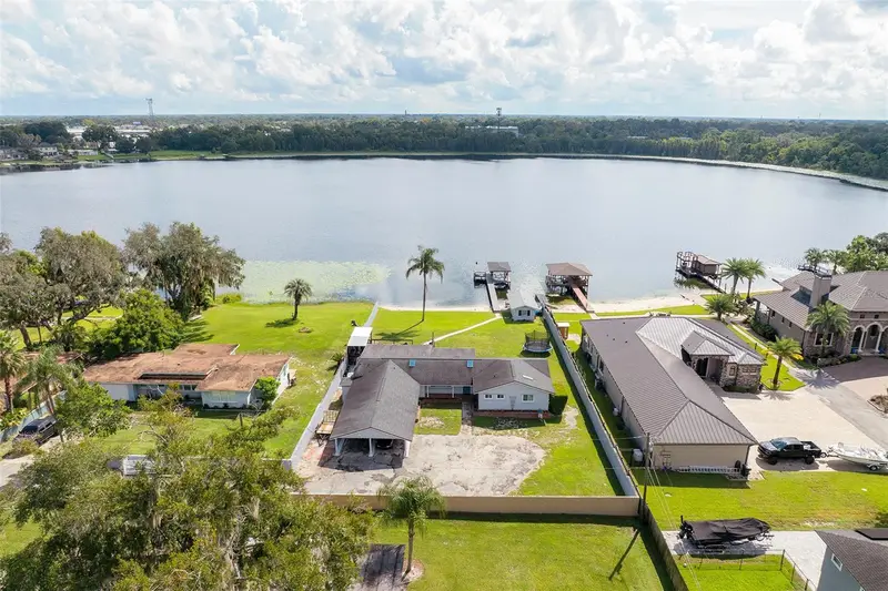 190 E Faith Ter, FL