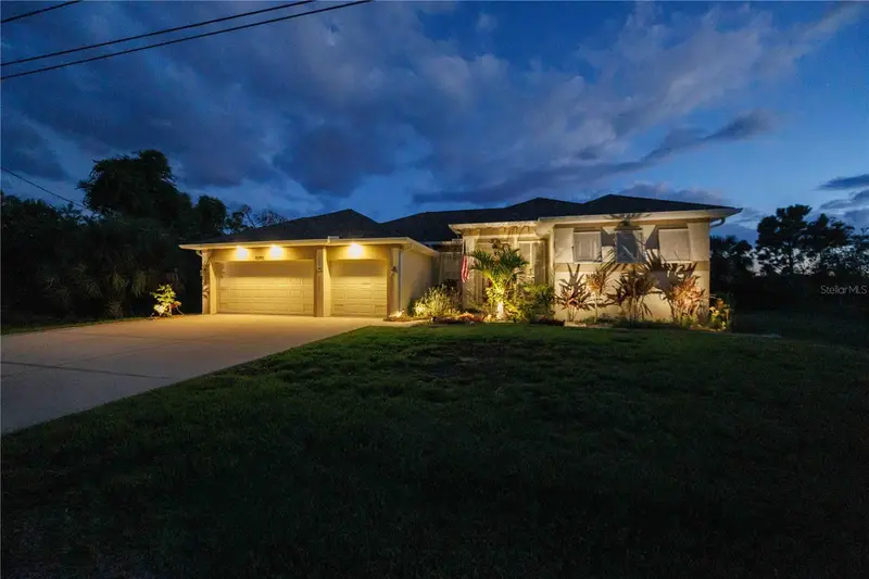 15392 Aldama Cir, FL