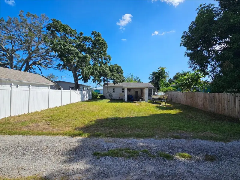 4609 16th Ave N, FL