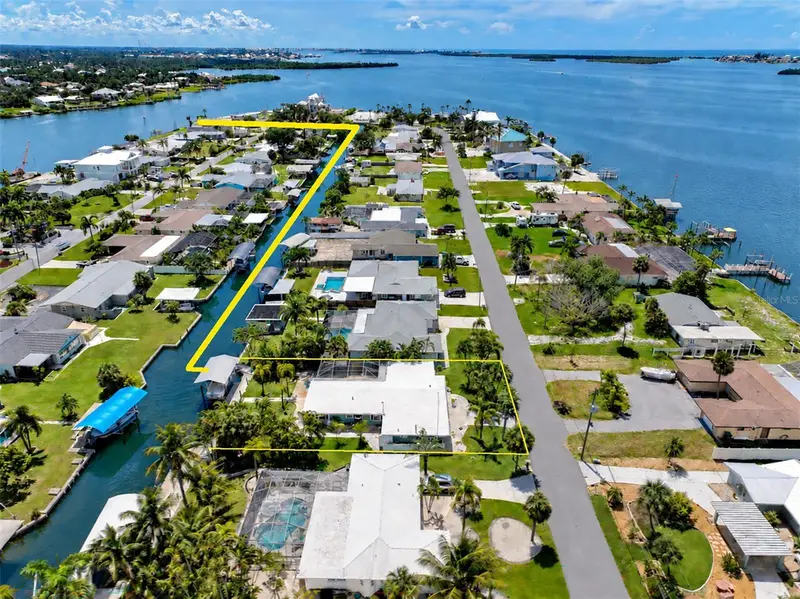 1429 Lemon Bay Dr, FL