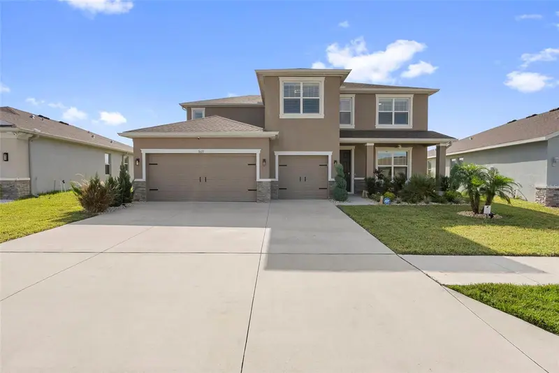 3677 Autumn Amber Dr, FL