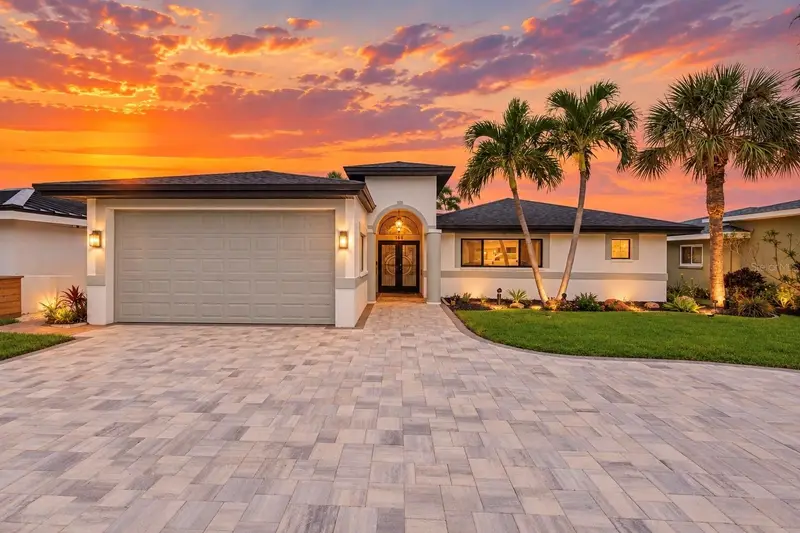 166 Bayside Dr, FL
