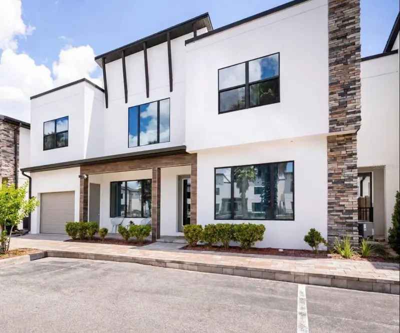 320 Villa Domani Ct, FL
