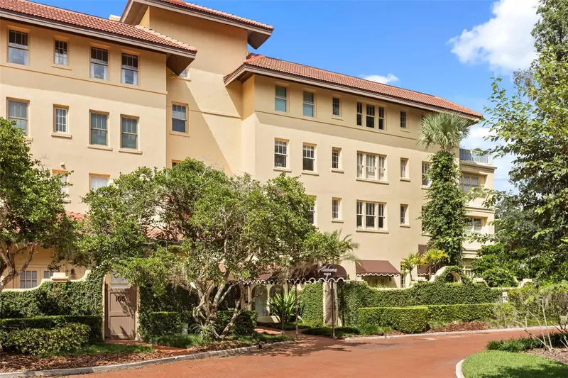 1602 Alabama Dr #107, FL