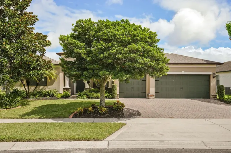 2841 Autumn Breeze Way, FL