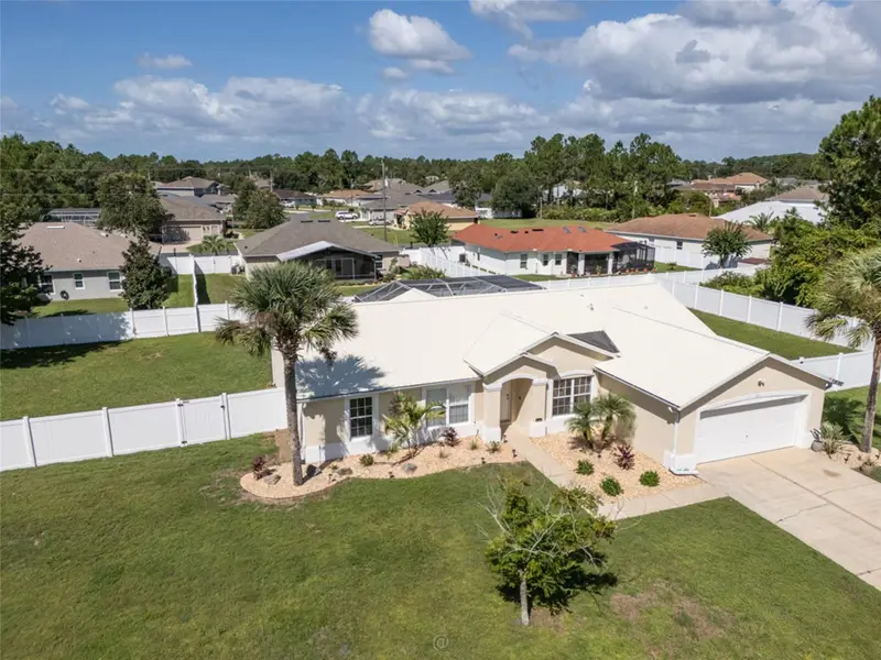11 Lancaster Ln, FL