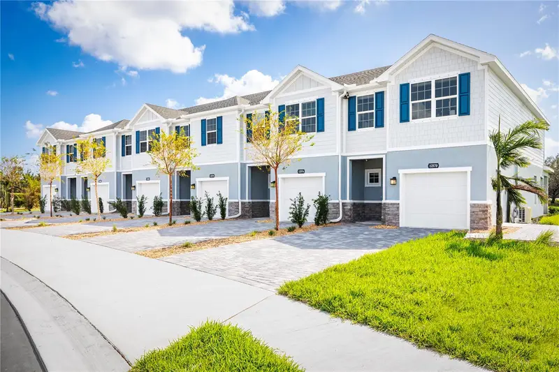 12571 Amber Creek Cir, FL