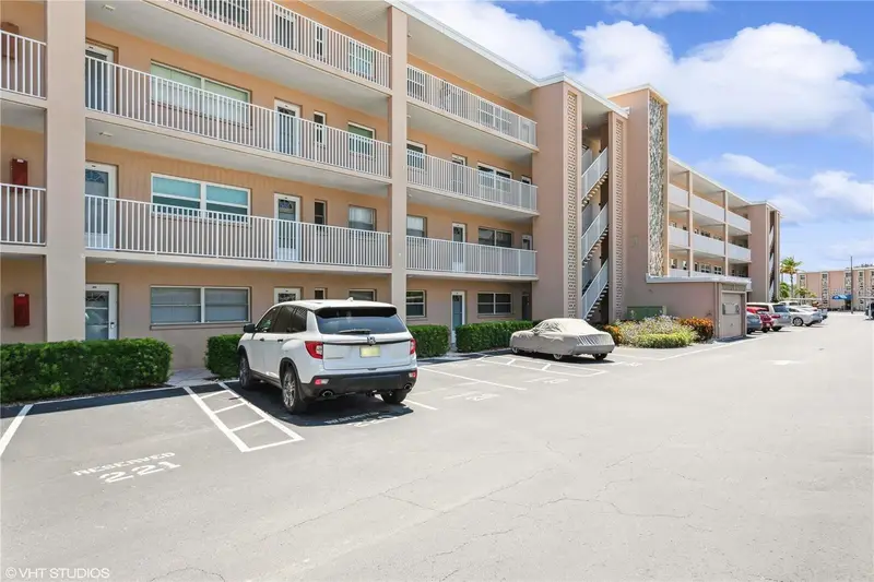 6363 Gulf Winds Dr #332, FL