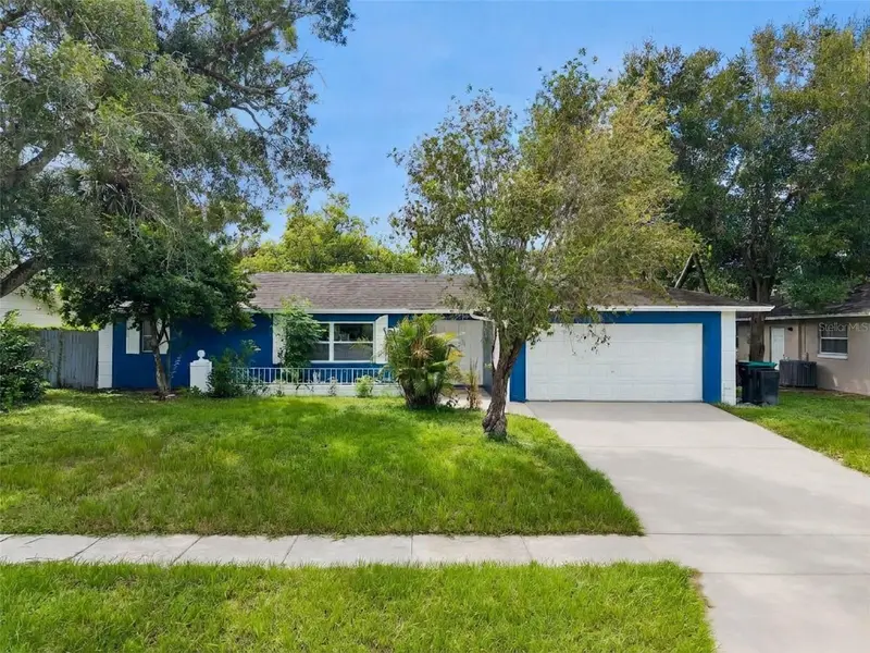 3334 Young St, FL