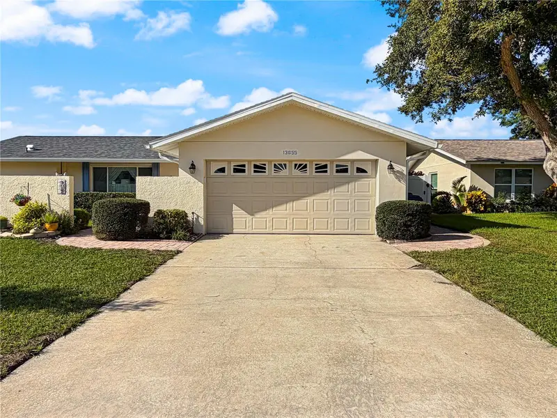 13655 Las Palmas Dr, FL