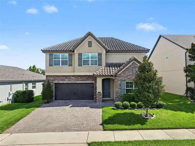2470 Standing Rock Cir, FL