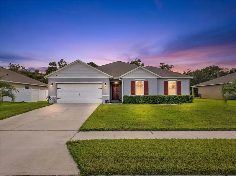 146 Rip Cord Ln, FL