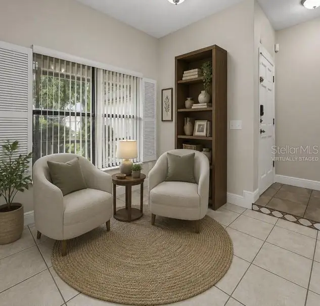 518 Huxford Ct, FL