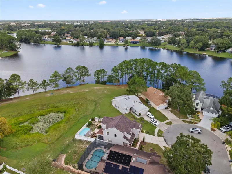 518 Huxford Ct, FL