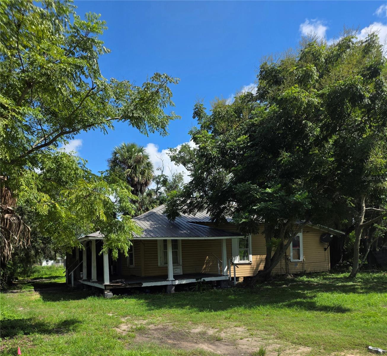1352 Se Hillsborough Ave, FL