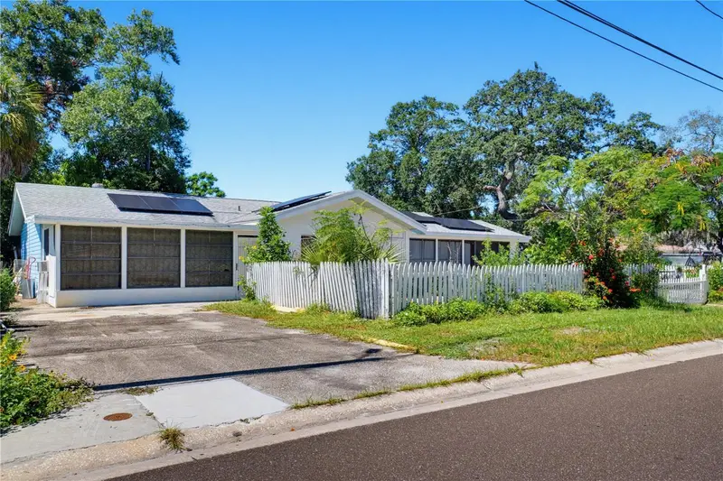 1100 Ewing Ave, FL
